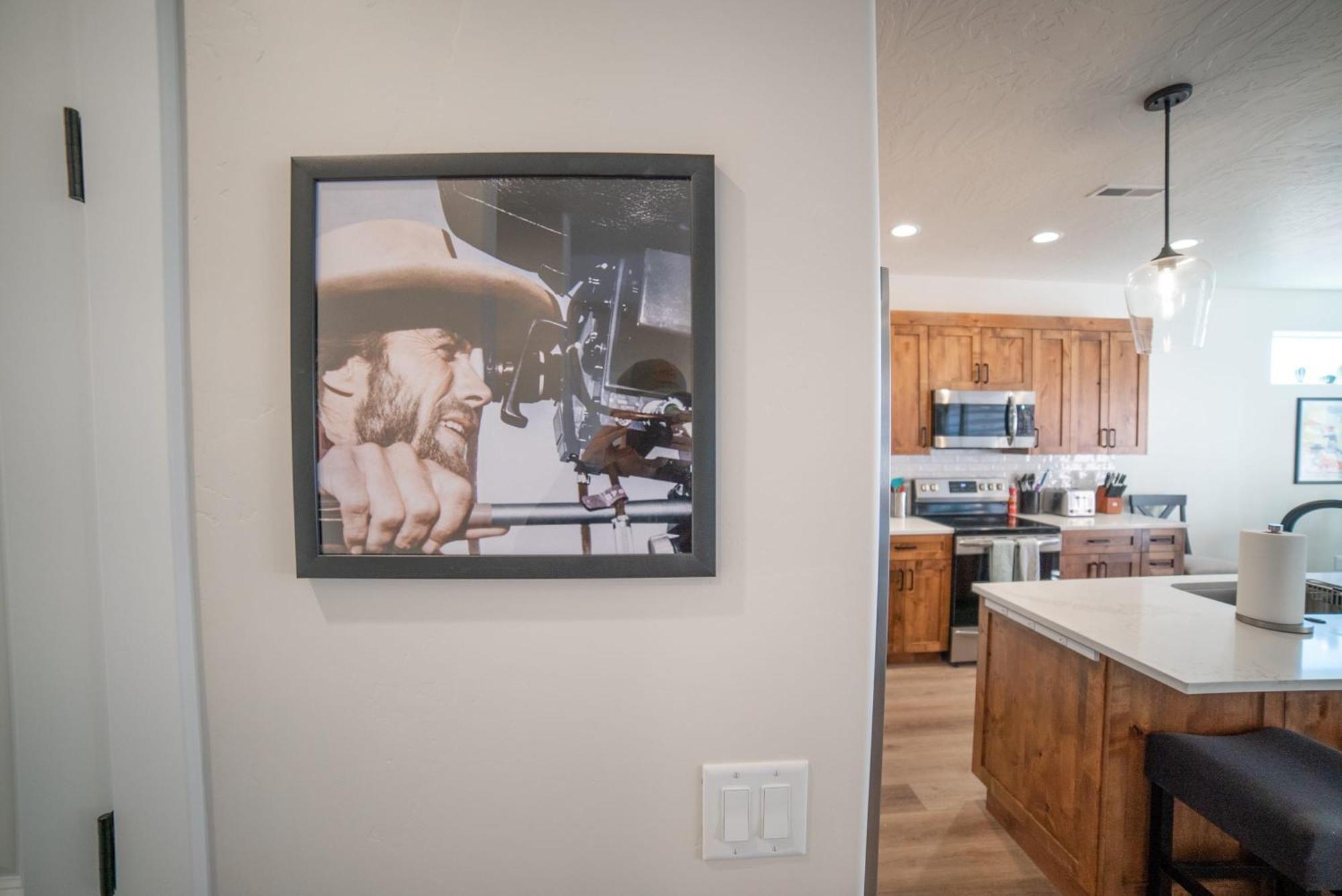 Hollywood Hangout - New West Properties Kanab Exterior photo