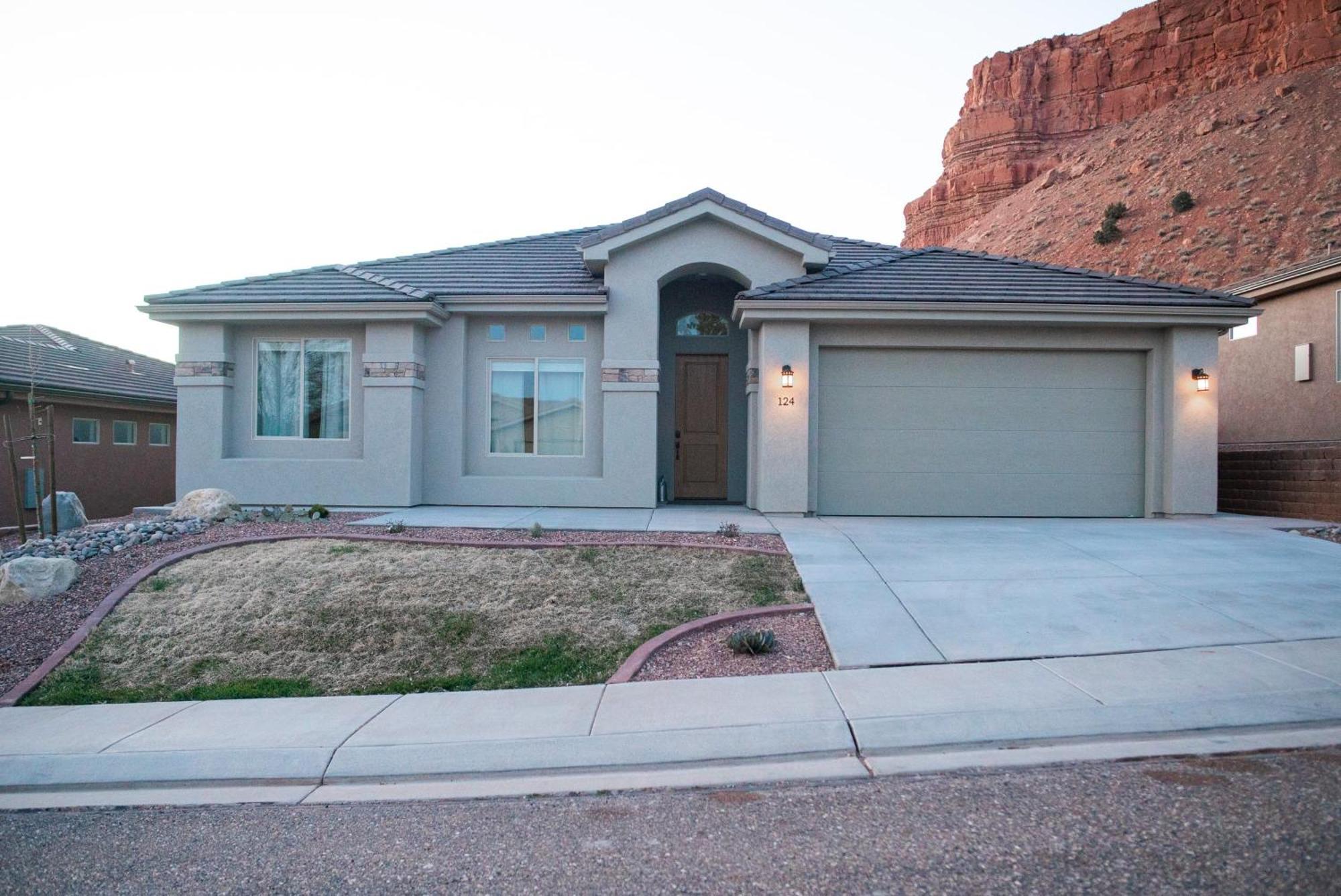 Hollywood Hangout - New West Properties Kanab Exterior photo